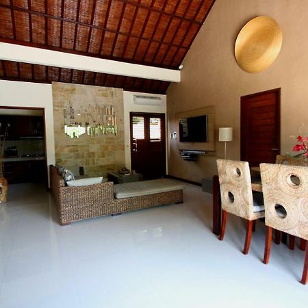 Exquisito Villa Denpasar Exteriér fotografie