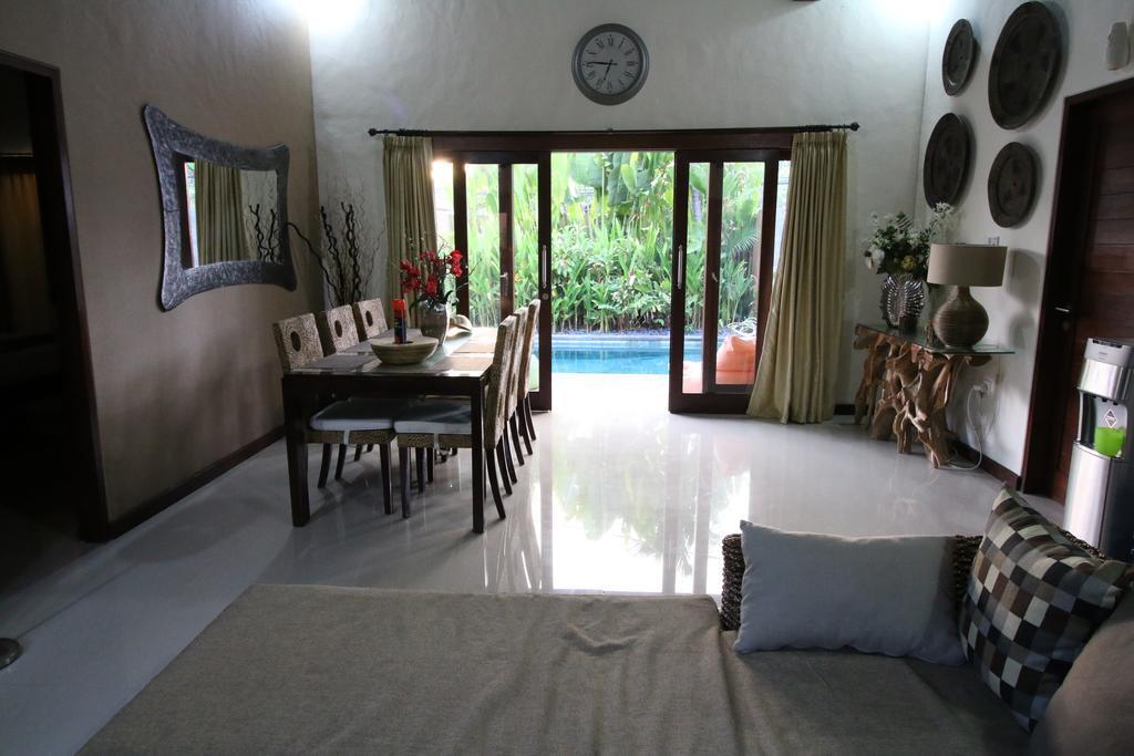 Exquisito Villa Denpasar Exteriér fotografie