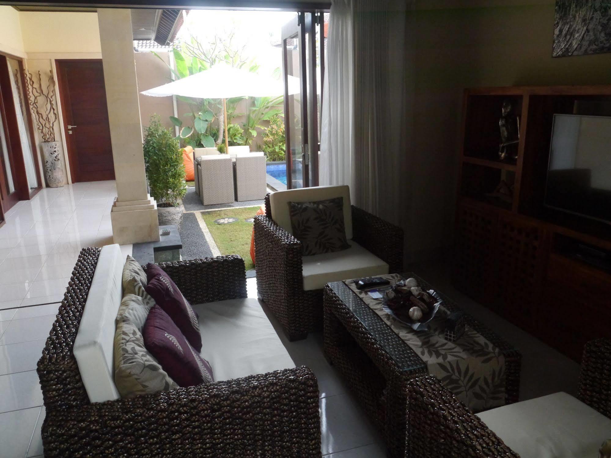 Exquisito Villa Denpasar Exteriér fotografie
