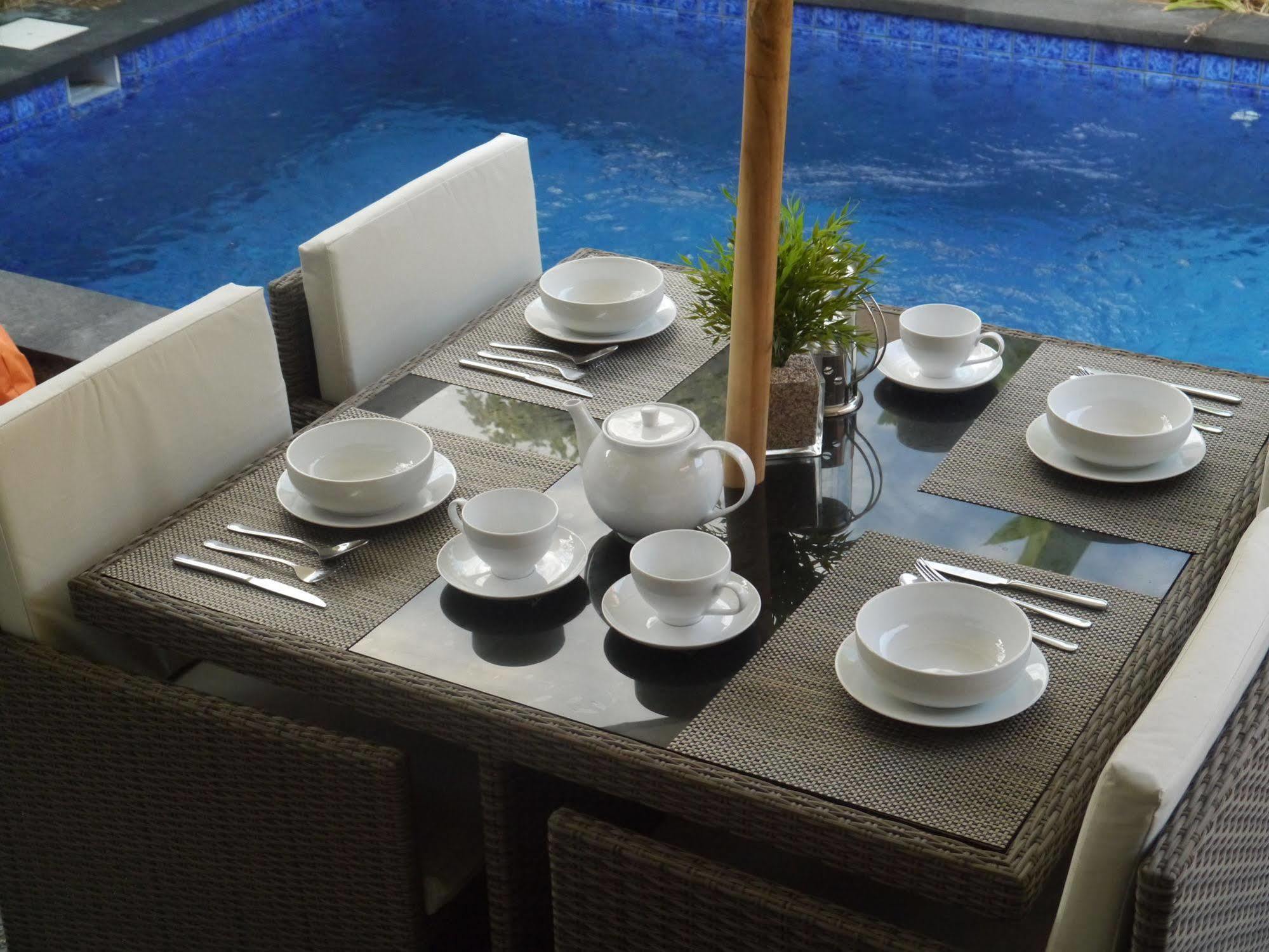 Exquisito Villa Denpasar Exteriér fotografie
