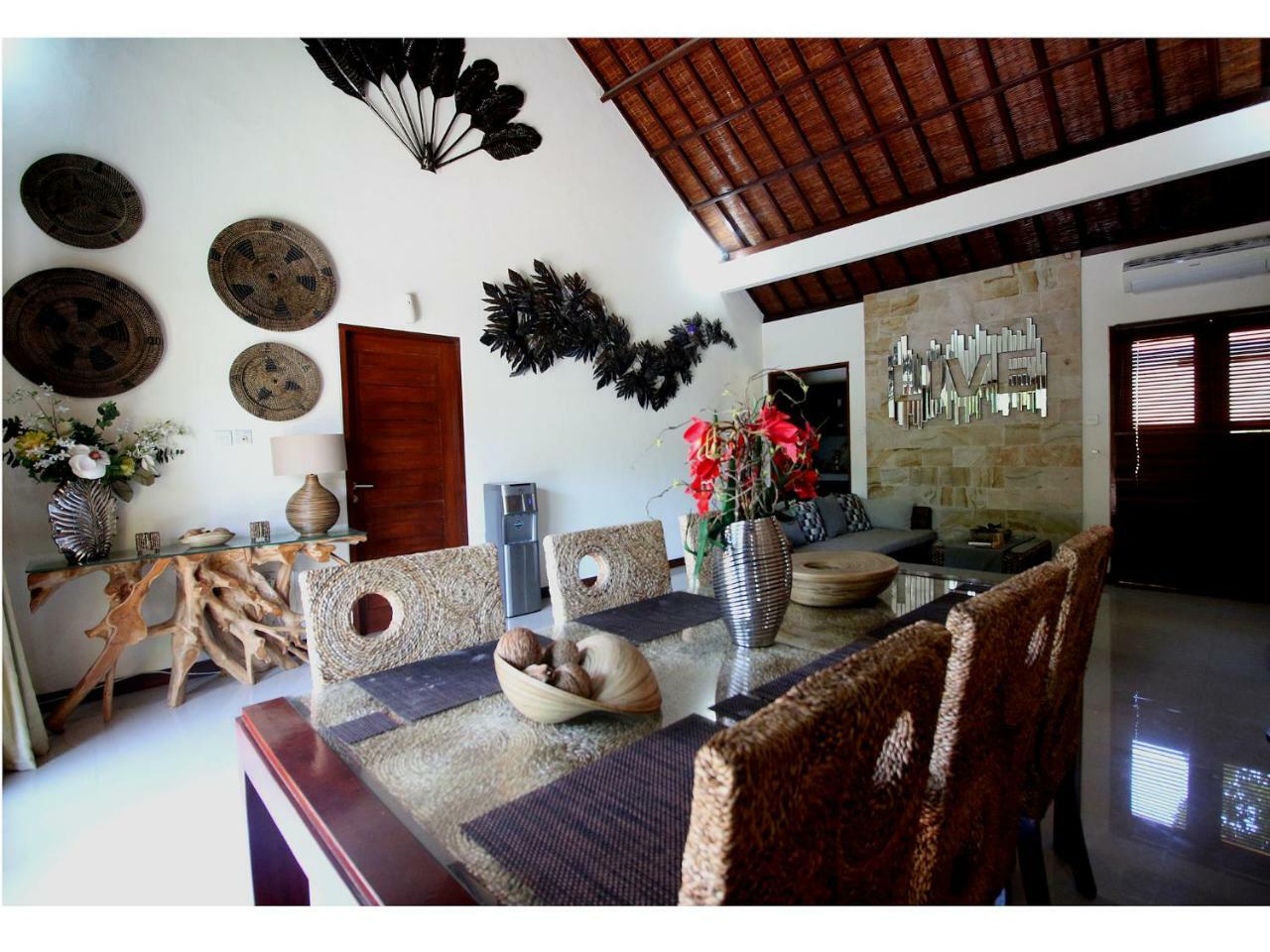 Exquisito Villa Denpasar Exteriér fotografie